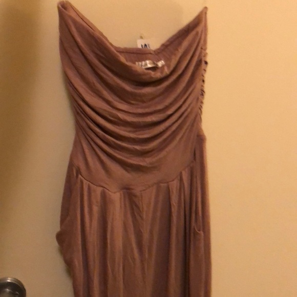 TAN STRAPLESS ROMPER! - Picture 2 of 3